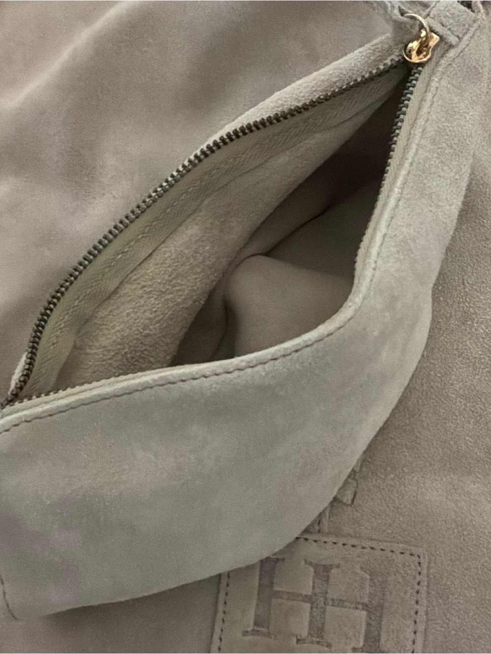Haute Hippie classic Suede Boho Bag with Removable Pouch - Picture 5 of 12